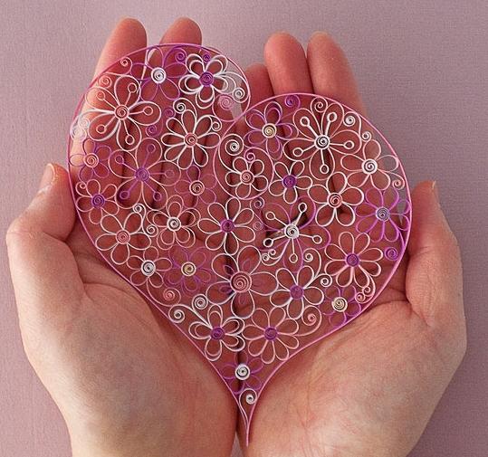 การสร้างภาพ quilling เป็นกิจกรรมที่น่าตื่นเต้น!