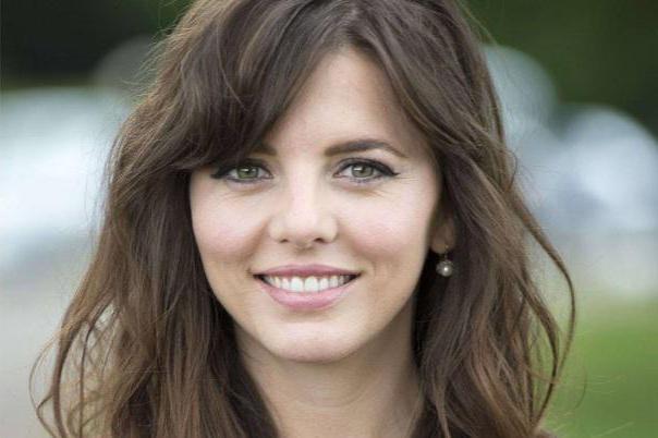 Ophelia Lovibond - ดาวรุ่ง