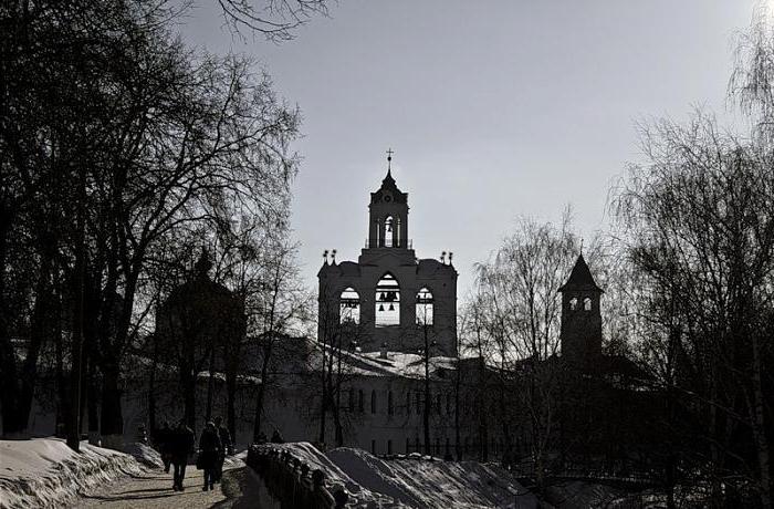 อาราม Yaroslavl Transfiguration Monastery