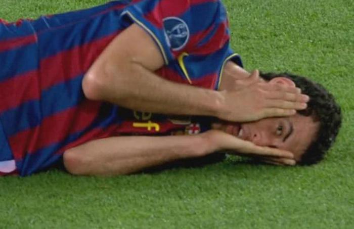 Sergio Busquets - ชีวิตประวัติและอาชีพของผู้เล่นสเปนที่มีชื่อเสียง