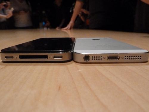 กำลังพยายามหาสิ่งที่ดีที่สุด: iPhone 4S หรือ iPhone 5